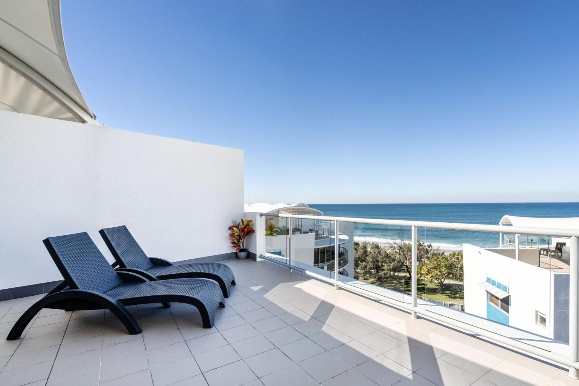 Rolling Surf Resort Caloundra Exterior photo