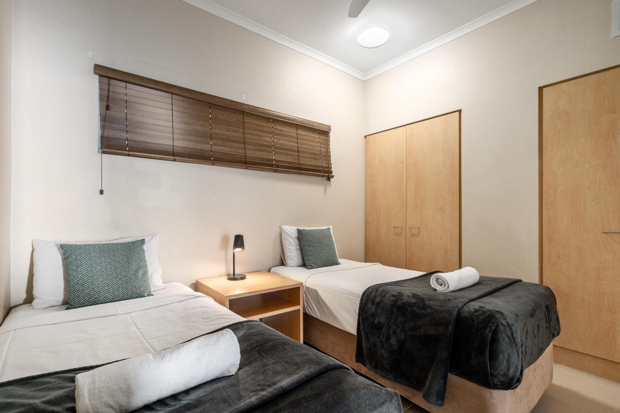 Rolling Surf Resort Caloundra Room photo